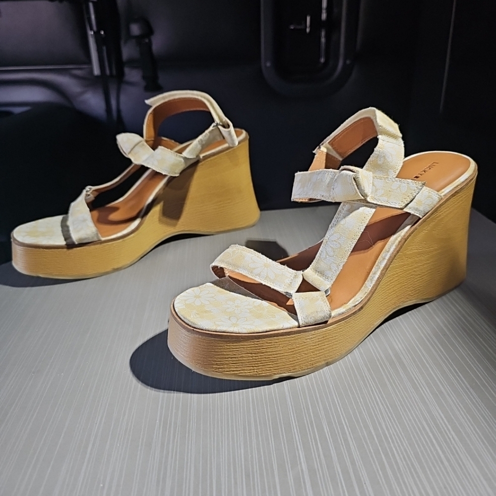 LUCKY BRAND Demmia‎ Wood Wedge Platform Strappy Floral Denim Sandal 11 NWOT